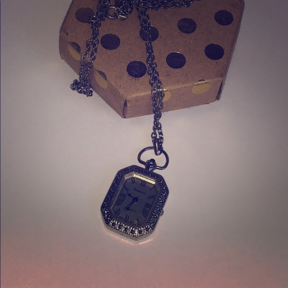 Pendants watch